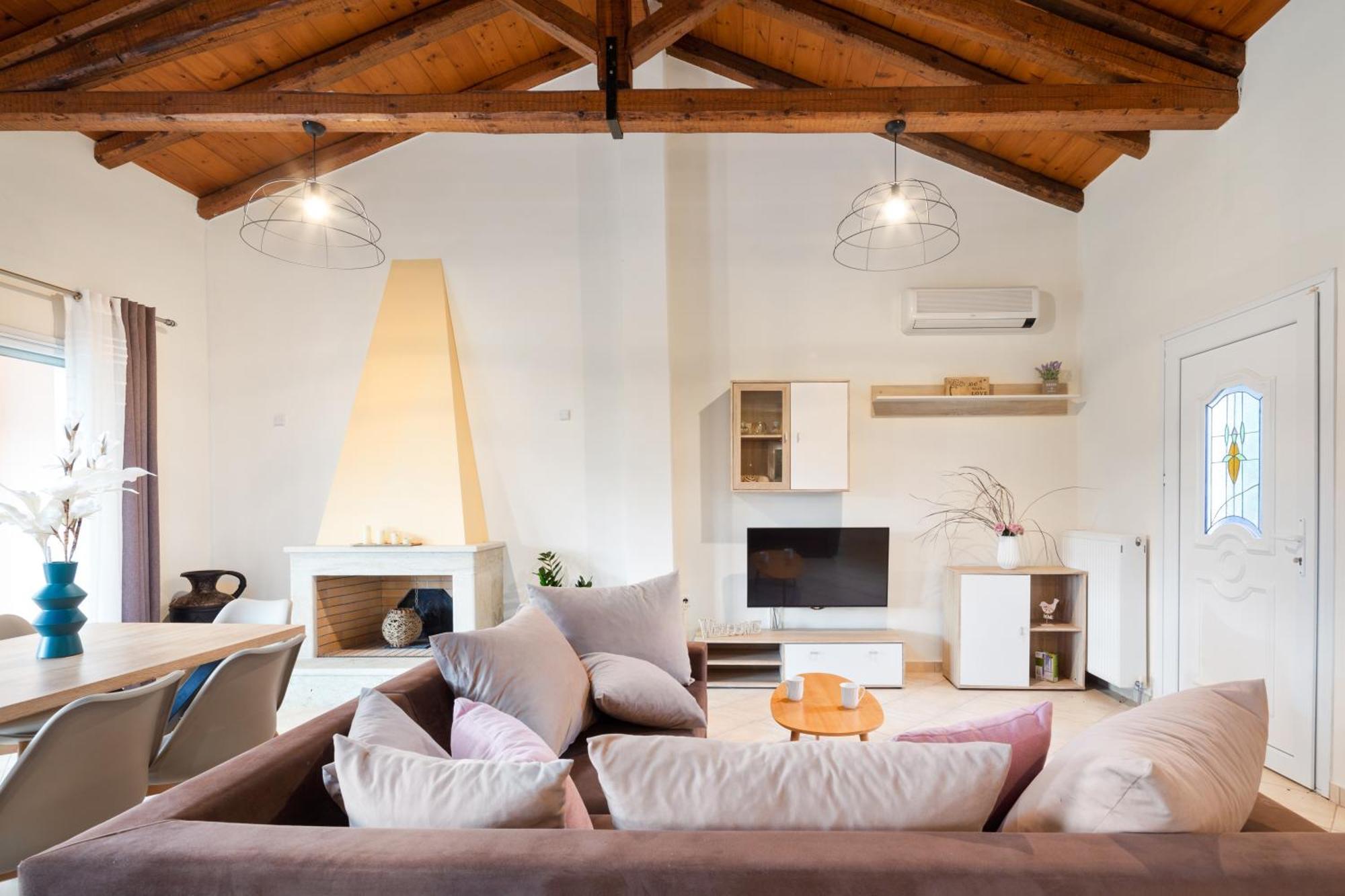 Villa Eleonas Luxury Homes