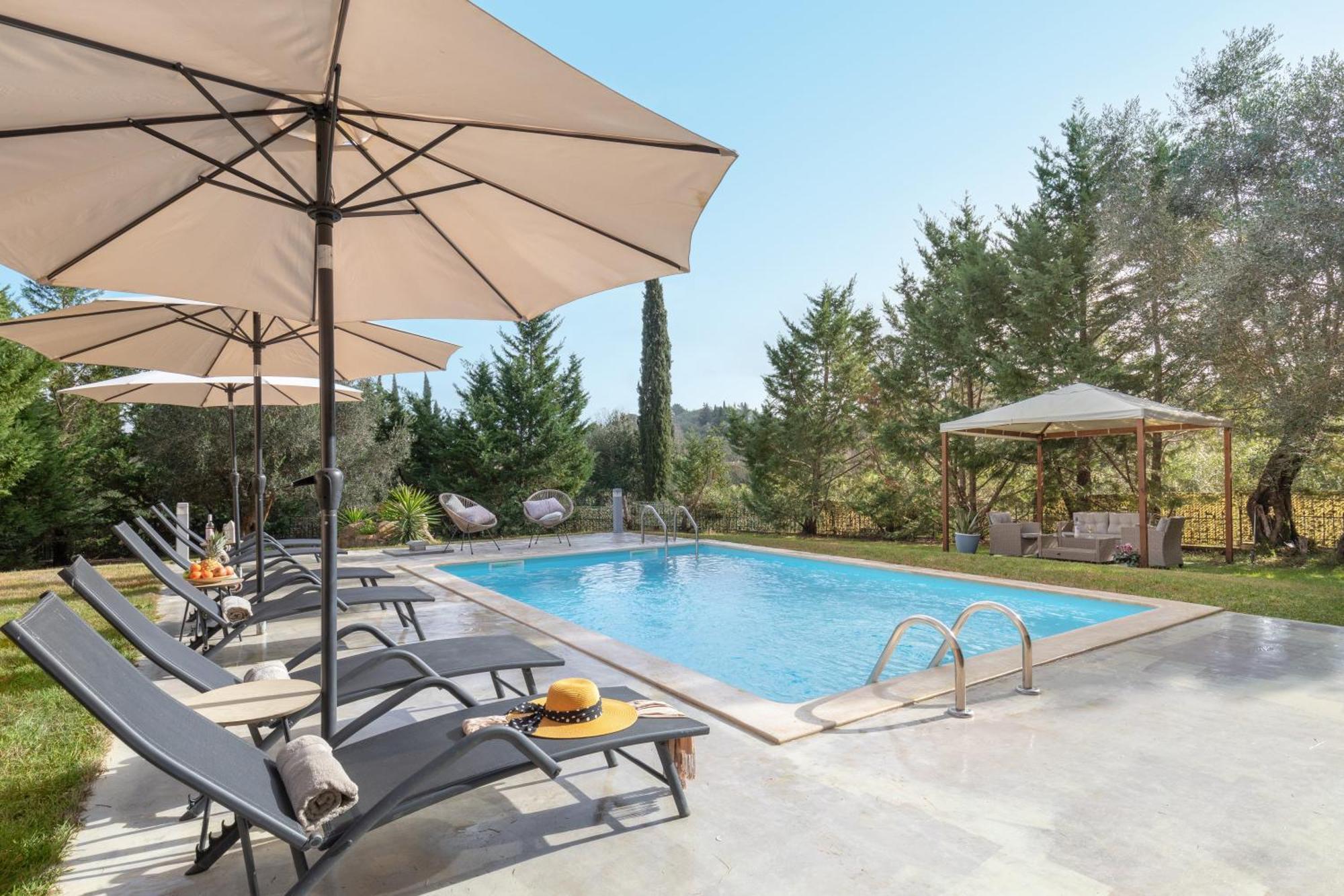 Villa Eleonas Luxury Homes