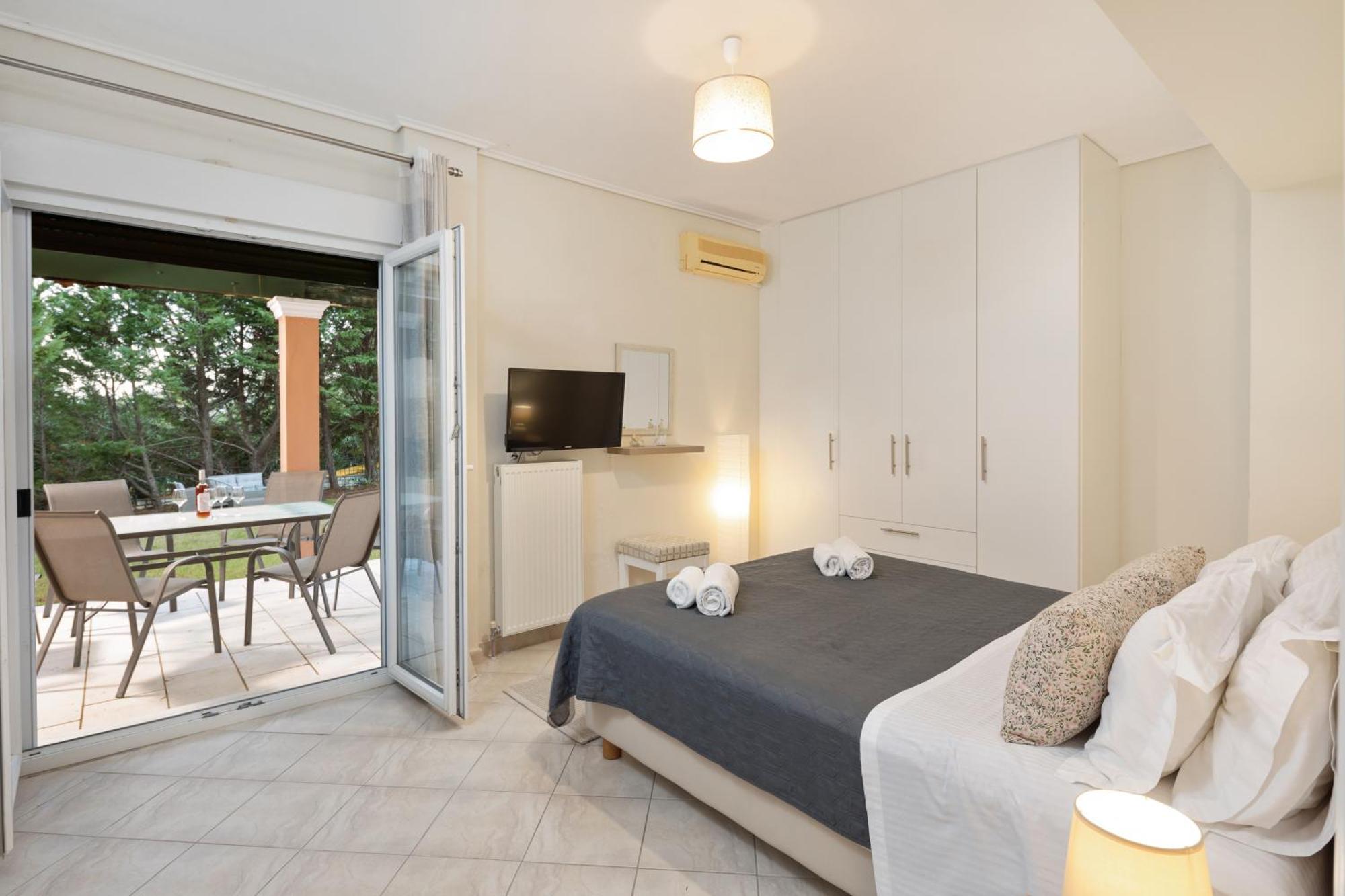 Eleonas Luxury Homes