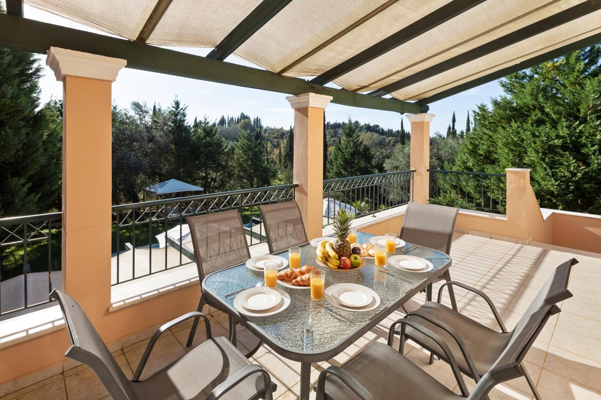 Eleonas Luxury Homes * Gardelades