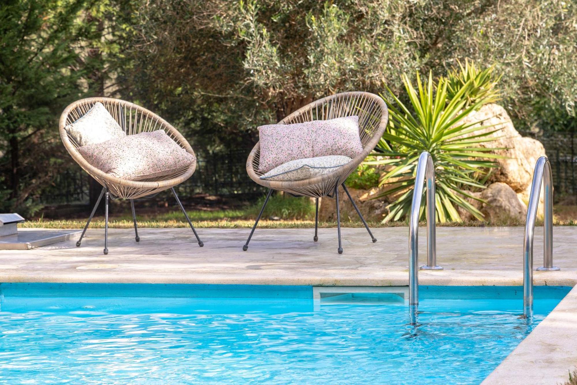 Eleonas Luxury Homes * Gardelades